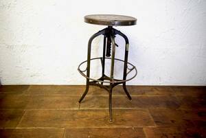  Vintage TOLEDO company manufactured do rough ting iron stool in dust real toredo America made garage chair 