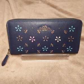 COACH長財布新品未使用品F31164ネイビー透かし花柄