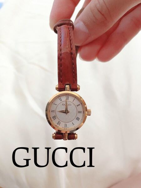 【中古品】腕時計 GUCCI 茶色ベルト 時計 レディース アンティーク
