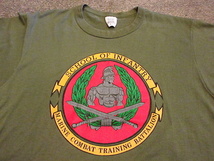 ビンテージ80's★USMC SCHOOL OF INFANTRY ミリタリープリントTシャツ Size L★190806f3米海兵隊エンブレムメンズ半袖綿ポリUSA_画像3