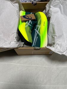 アシックスメタスピードエッジプラス27.0センチ新品