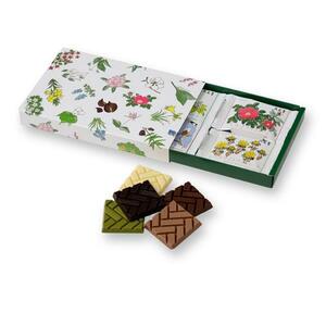 ☆【送料無料】六花亭　【北海道銘菓】 板 チョコレート　８枚入　他同時出品中　1380