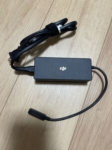 dji air2/2S バッテリー用充電器 純正品 ほぼ未使用な状態、超美品です!