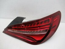 【即決有】 MercedesBenz ベンツ CLA C117 後期 純正 右 テールランプ テールライト A 117 906 4000 (n073109)_画像1