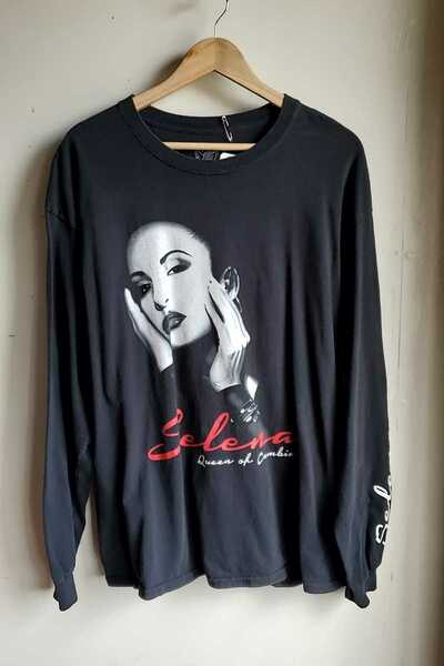 313◆selena quintanilla 長袖 ロンT sizeL 黒 ブラック プリント 古着 USED 中古