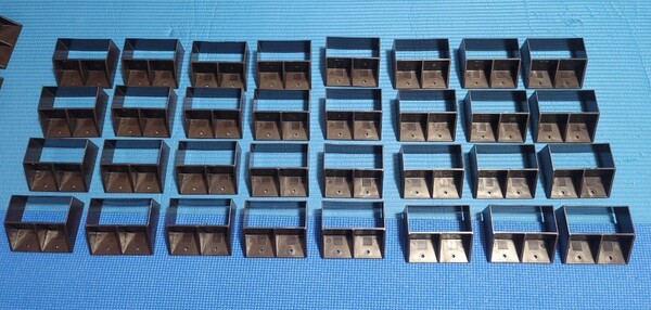 LABRICO DIY収納パーツ 2×4棚受シングル ブロンズ 2個入 DXB-2 32個まとめて
