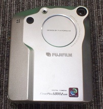 YI キ8-115 FUJIFILM 富士フィルム FinePix 6800Z スーパーCCDハニカム搭載 デジタルカメラ 603万画素 デジカメ ジャンク 現状品_画像2