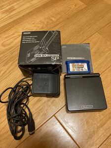 ゲームボーイアドバンスSP 本体 動作確認済 おまけソフト付 オニキスブラック 比較的良い状態