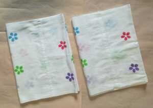 【お花柄（桜？）・長め約100cm】 平織り（さらし）輪型 布おむつ 2枚 【未使用・送料込み】