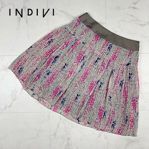 美品 INDIVI インディヴィ 総柄 プリーツフレアスカート 膝丈 裏地あり レディース ボトムス マルチカラー サイズ38*CB528