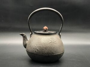煎茶道具 南部 鉄瓶 龍文堂造 蘭花紋 銅蓋 