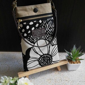 スマホポーチ スマホケース ハンドメイド
