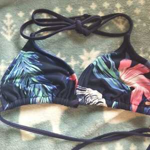 ROXY Roxy bikini top size M/US blue × pink tropical flower pa-m new goods 