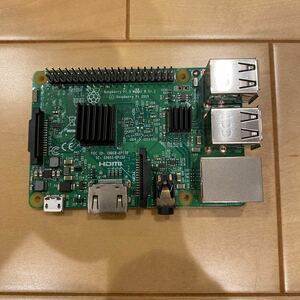 Raspberry Pi 3B 本体