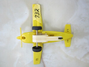 732 飛行機　ミニカー飛行機　子供のおもちゃ　中古品