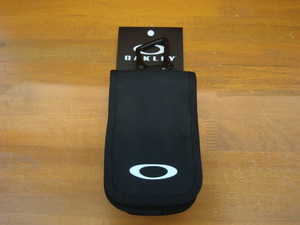  new goods OAKLEY( Oacley )ESSENTIAL FOLD POUCH BLACKOUT 02E