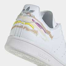 アディダスオリジナルス アディダス × テベ・マググ スタンスミス レディース GY9560 ADIDAS × THEBE MAGUGU STAN SMITH WHITE 25.5_画像6