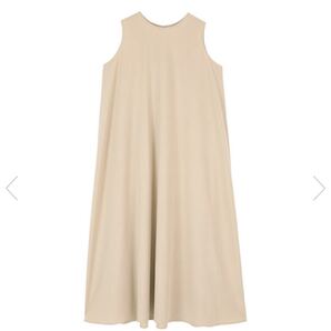 titivate 新品 ノースリーブ フレア ワンピース