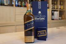 80331 ジョニーウォーカー ブルーラベル 43％ 750ml JOHNNIE WALKER 箱付 冊子付_画像1