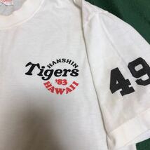 40年前の逸品　阪神タイガース　1983年　ハワイキャンプ　選手実使用Tシャツ 49番　アシックス製_画像2