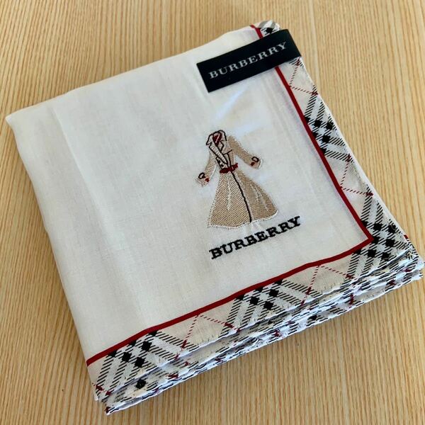 未使用 BURBERRY バーバリー 大判 ハンカチ 約57×57cm 綿100% 日本製 ノバチェック コート柄 刺繍 スカーフ 膝掛け にも