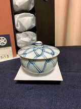 たち吉 蓋付 汲出 茶呑茶碗 網目模様 五客揃 黒塗共箱 けんどん蓋 紙外箱 橘吉 しおり 保管品 湯呑 汲み出し_画像1