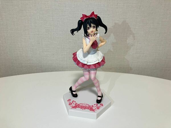 矢澤にこ　フィギュア　ラブライブ 完成品 美少女フィギュア