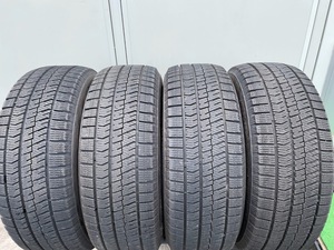 R5082710 【冬用タイヤ】　BRIDGESTONE 　BLIZZAK 　VRX2 　225/60R16　98Q　17年製　４本