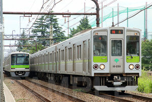 【鉄道写真】 都営新宿線 003　10-250F