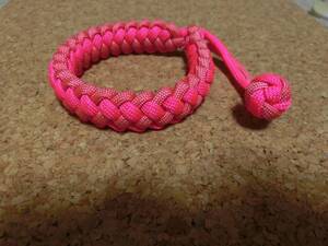 パラコードアクセサリー　ブレスレットATWOOD ROPE +ROTHCO製使用 PINKY