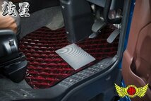 トラック用品 内装 鼓星 オリオン フロアマット ワイン 運転席 新型ボルボFH H25～【送料800円】_画像1