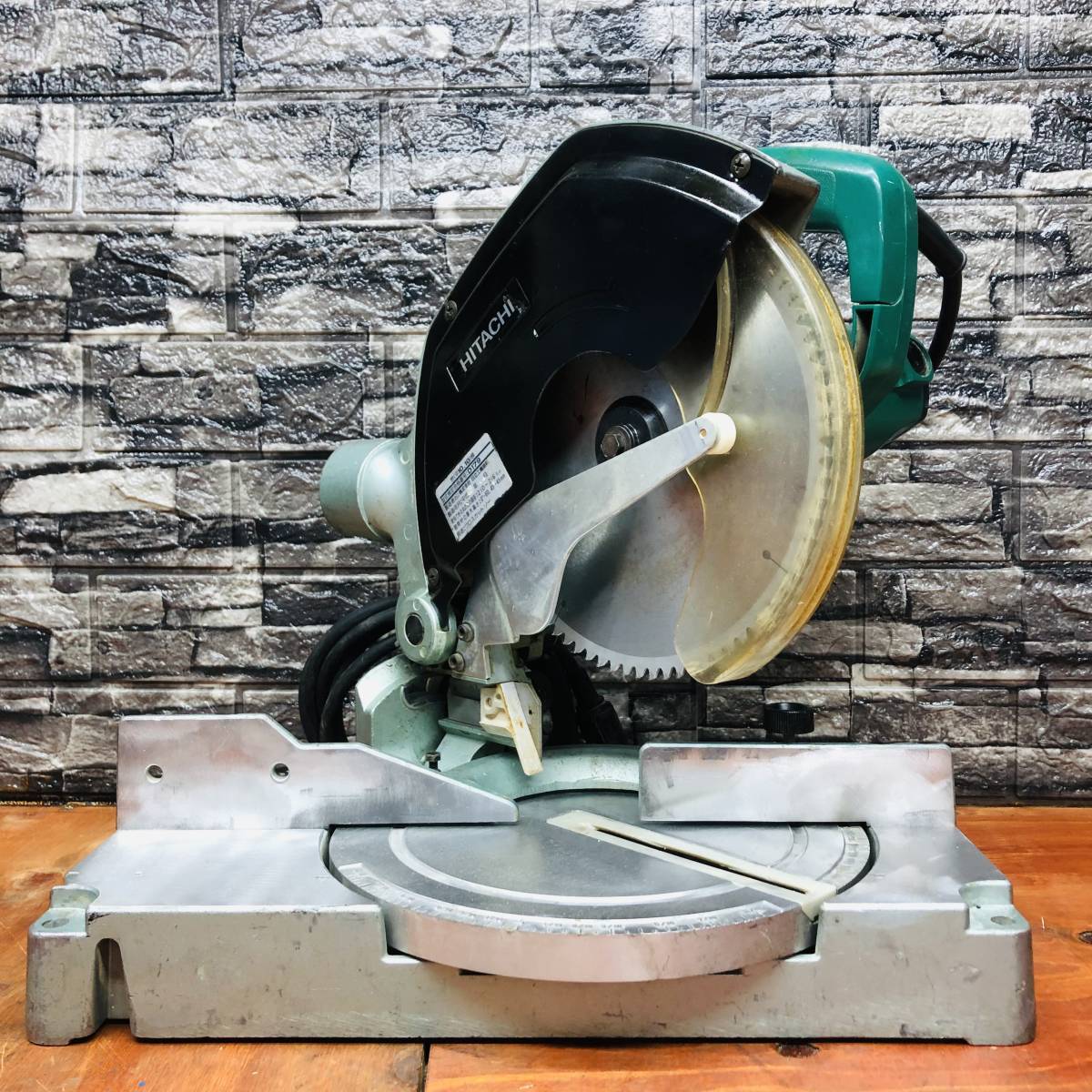 があります 日立 C8FC 中古品 HSWri-m43539679807 216mm卓上丸ノコ げます