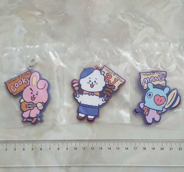 ☆BTSラバーチャーム3点セット 防弾少年団BT21 COOKY RJ MANG