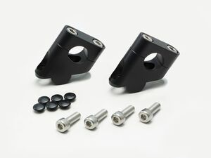 ハリケーン HB0637B セットバックスペーサー ブラックアルマイト φ7/8インチ用.取付穴ピッチ31,5-35mm適合