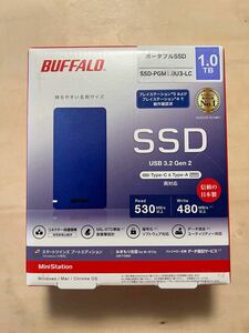 新品　SSD-PGM1.0U3-LC [SSD-PGMU3Cシリーズ 1TB ブルー] 外付けSSD ポータブル　PS5/4対応