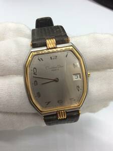 1914■ Christian Dior クリスチャンディオール メンズ クォーツ 腕時計 45.14.03 革ベルト ファッション アクセサリー 小物 雑貨 ジャンク