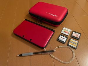 【中古美品】ニンテンドー3DS LL+ソフト4本とケース・タッチペン付き(任天堂)