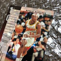 Upper Deck 1995 Basketball Card #321 Mookie Blaylock Hawks アッパーデッキ 1995 バスケットボールカード ムーキーブレイロックホーク_画像3