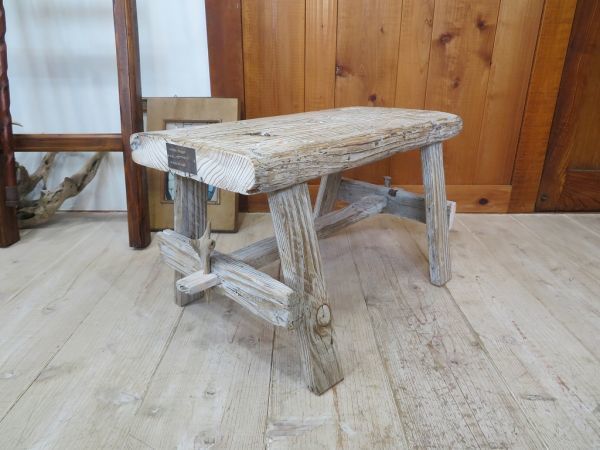 [Art fait main/bois flotté] Banc en bois env. 60, 0 x 29, 0 x h35, 0 cm Rechercher : Bois naturel/Banc/Tabouret/Élégant/Présentoir/Accessoire de magasin/C0717 #2, Articles faits à la main, meubles, Chaise, Chaise, chaise