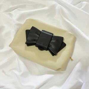 black ribbon おしりふきポーチ(light ivory)おしりふきケース