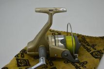 (74S 0716G2) shimano シマノ ALIVIO C3000 スピニングリール 釣り用品_画像4