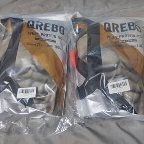 新品 QREBO ホエイプロテイン 1kg × 2袋 計量スプーン入り プロテイン ココア 味 飲みやすい甘さ 送料無料