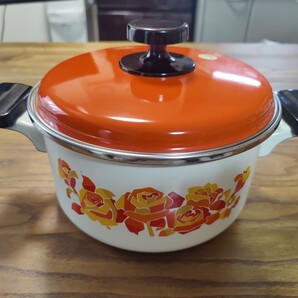 新品未使用 昭和レトロ ホーロー鍋 花柄 両手鍋