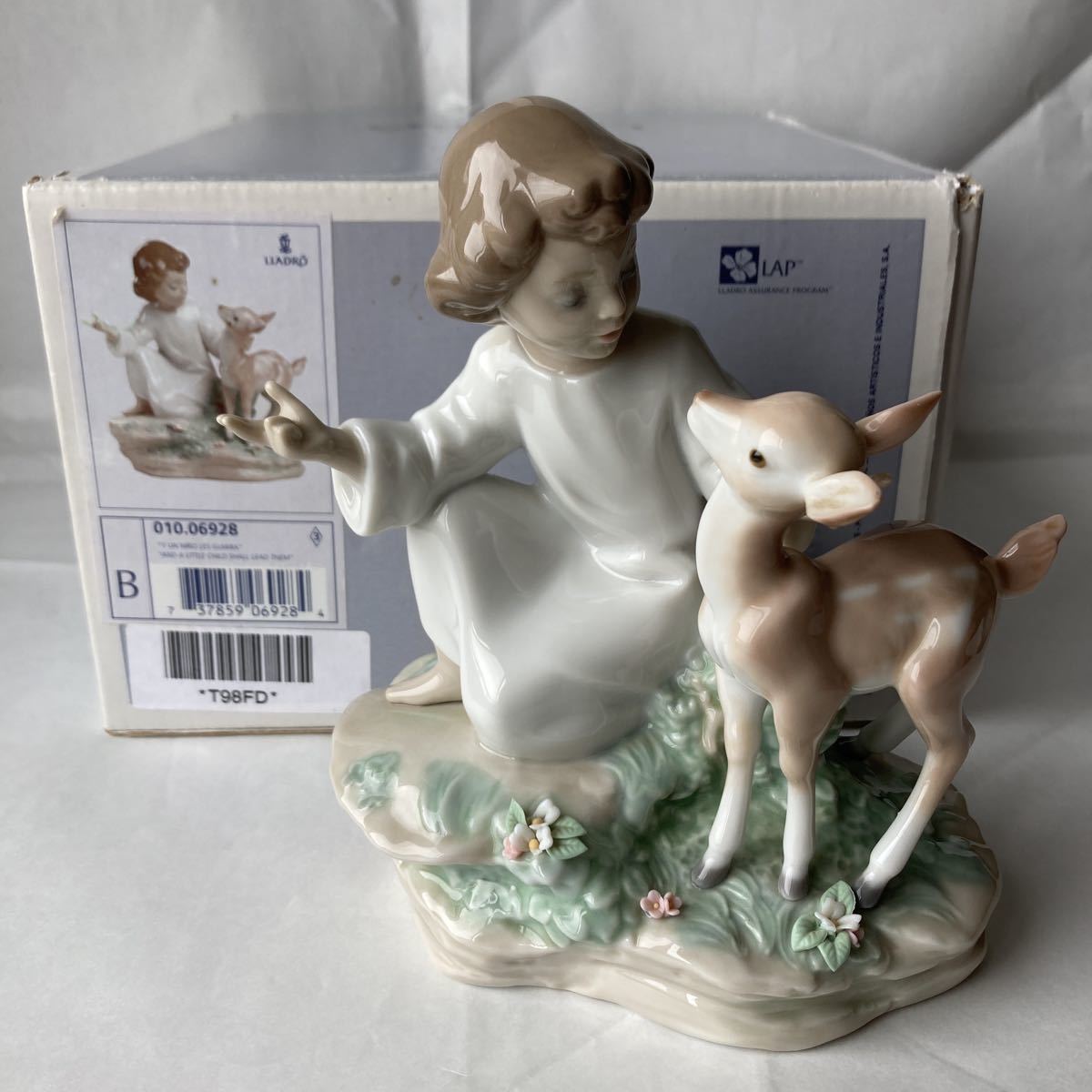 未使用 リヤドロ lladro 「 natural freedom」-