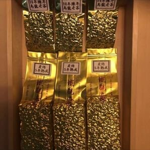 台湾茶 30年陳年烏龍老茶25g3個 炭焙5年熟成高山鉄観音烏龍茶150g3個