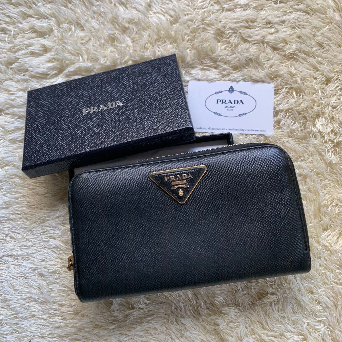 定番品】プラダ PRADA サフィアーノ レザー 長財布 ブラック