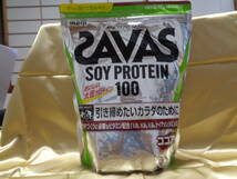 SAVAS　ザバス　ソイ　プロテイン　１００　９４５ｇ　ココア味　未使用品_画像1