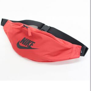 NIKE ナイキ ウエストポーチ ボディバック ヒップバッグ 定番
