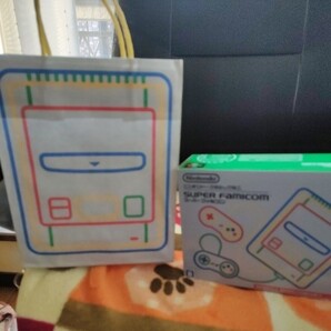 ニンテンドークラシックミニスーパーファミコン 紙袋付き