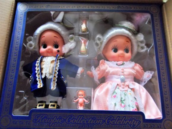 新品未開封 キューピーマヨネーズ 80周年記念 キュピコレ 2005年 セレブリティ 非売品 キューピー人形